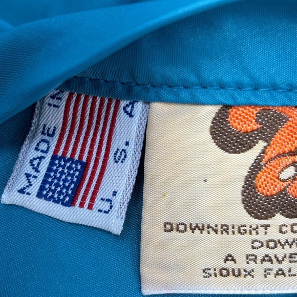 VTG Comfy USA Made Down Insulated Puffer Vest Blue Black Mens Medium-Large - Picture 7 of 16